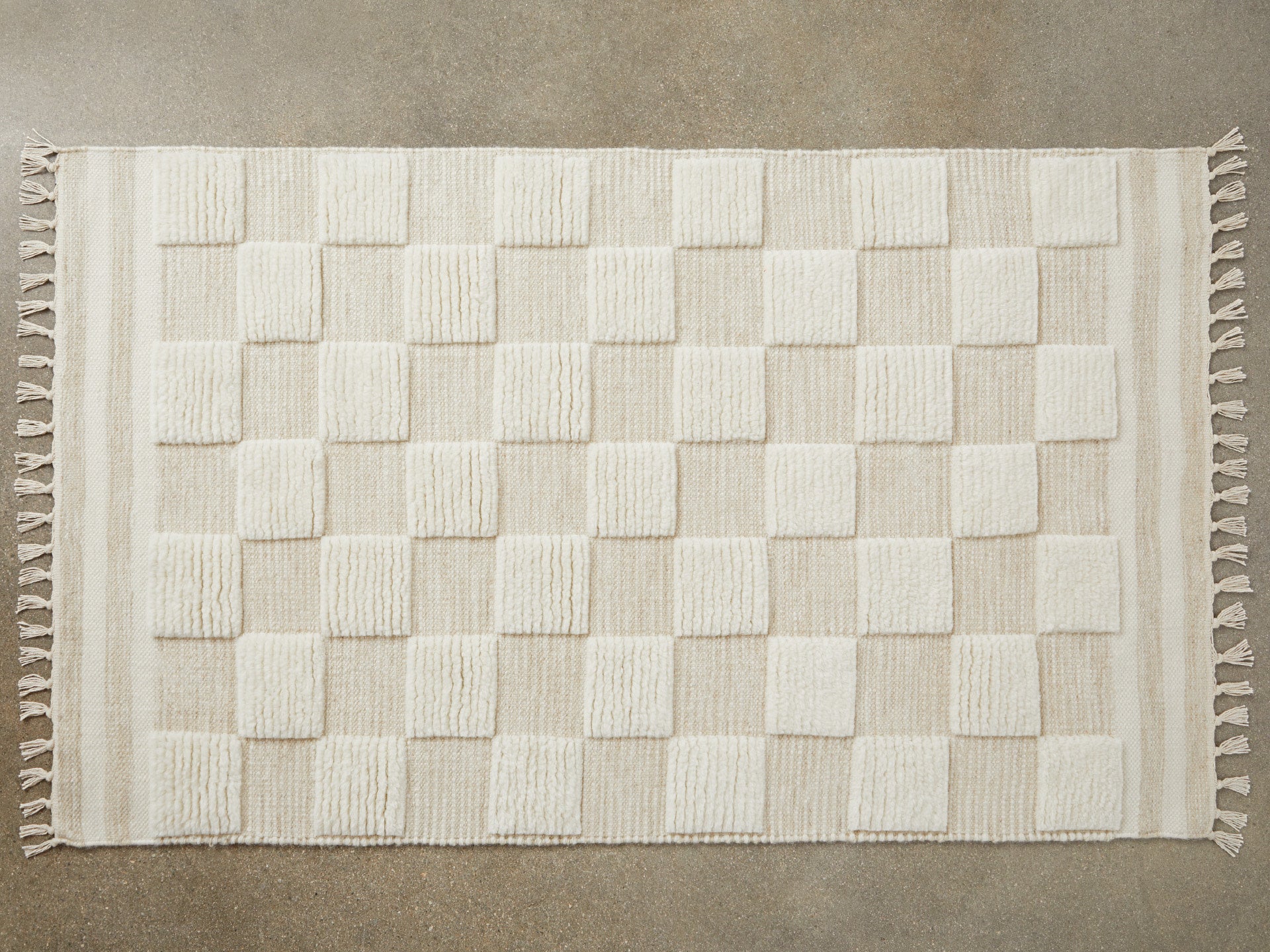 Checkered Wool Rug – Sway